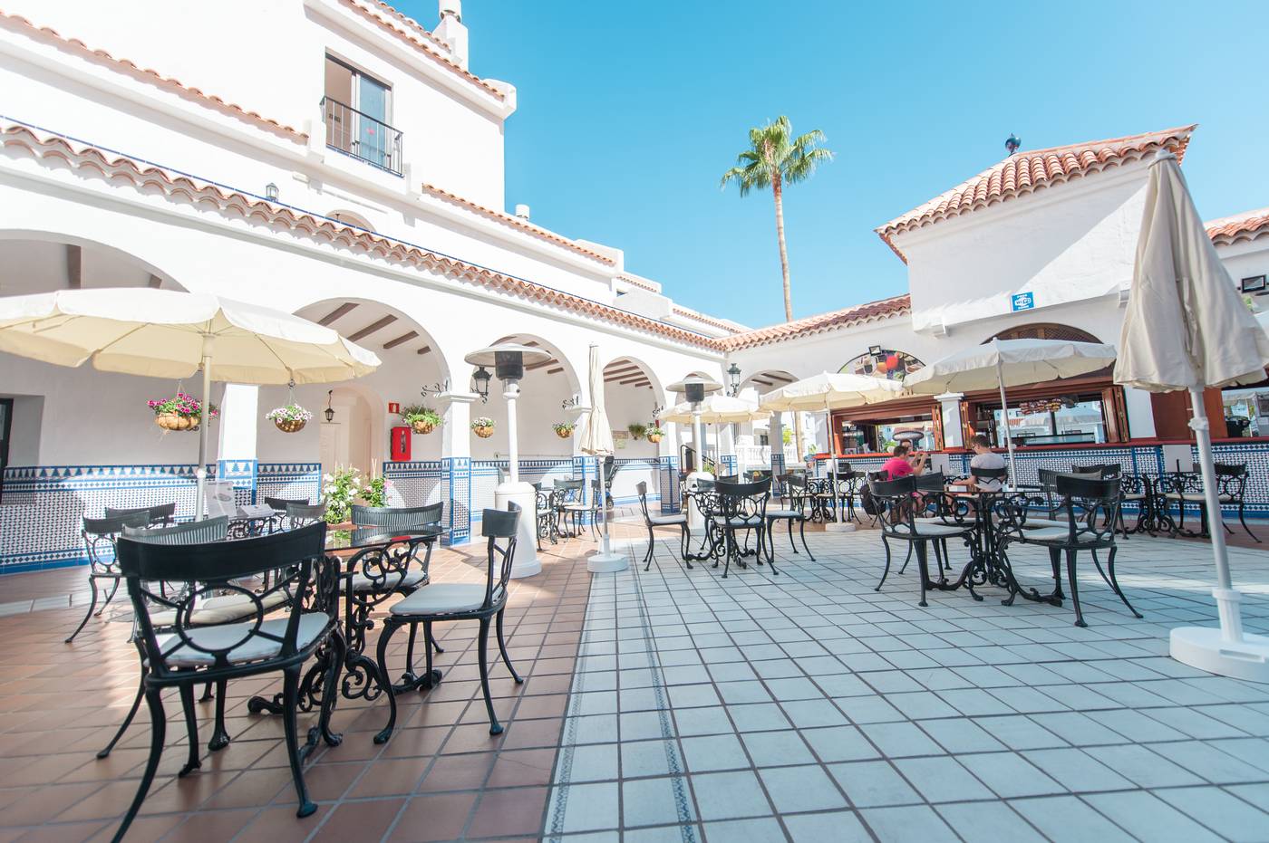 15.12.25 ONA Beverly Hills Heights