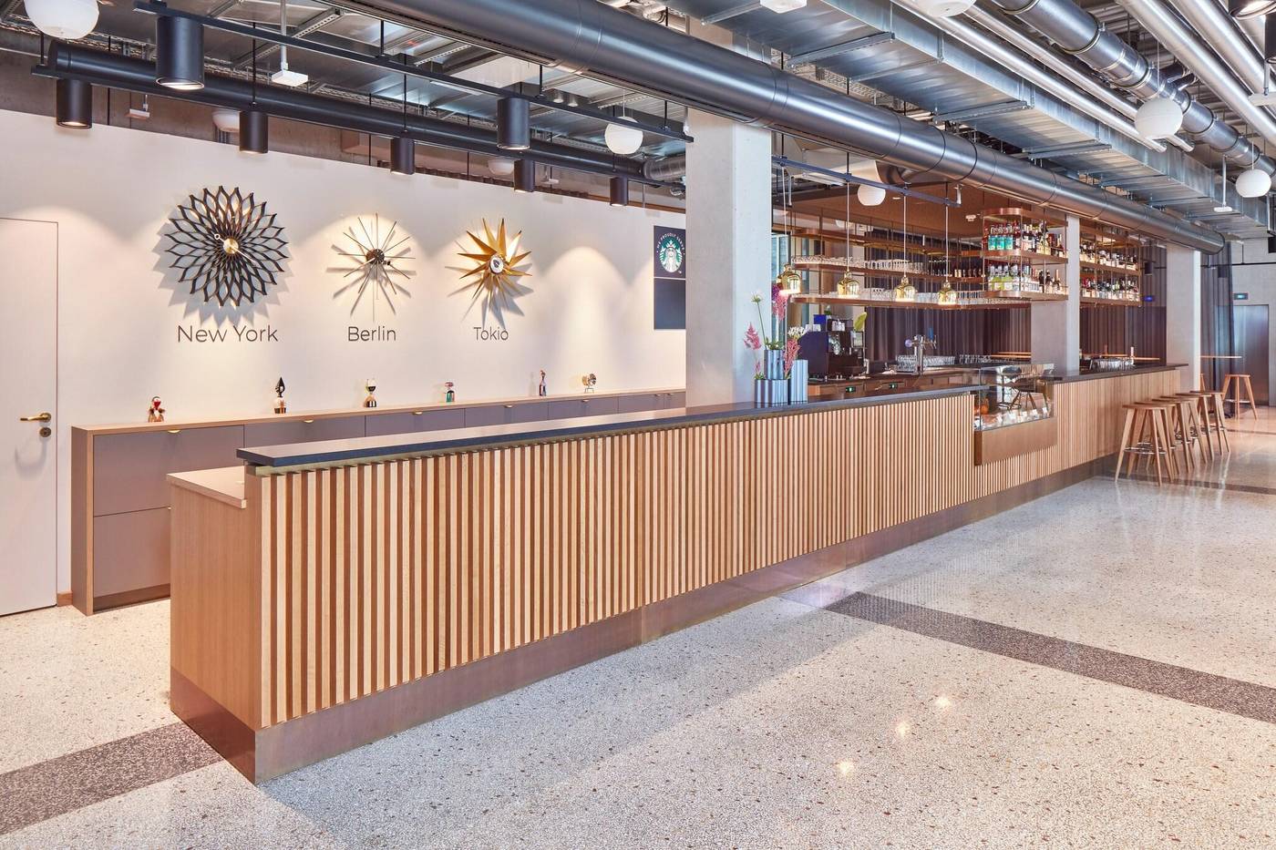 Aletto-Hotel-Potsdamer-Platz-Lobby-17