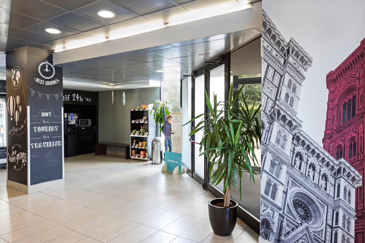 B-B-Hotel-Firenze-Novoli-Lobby-13