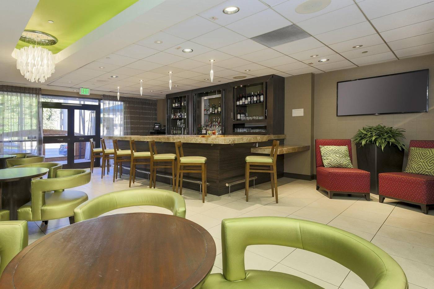 Hilton-Garden-Inn---Los-Angeles-Hollywood-Restaurant-13