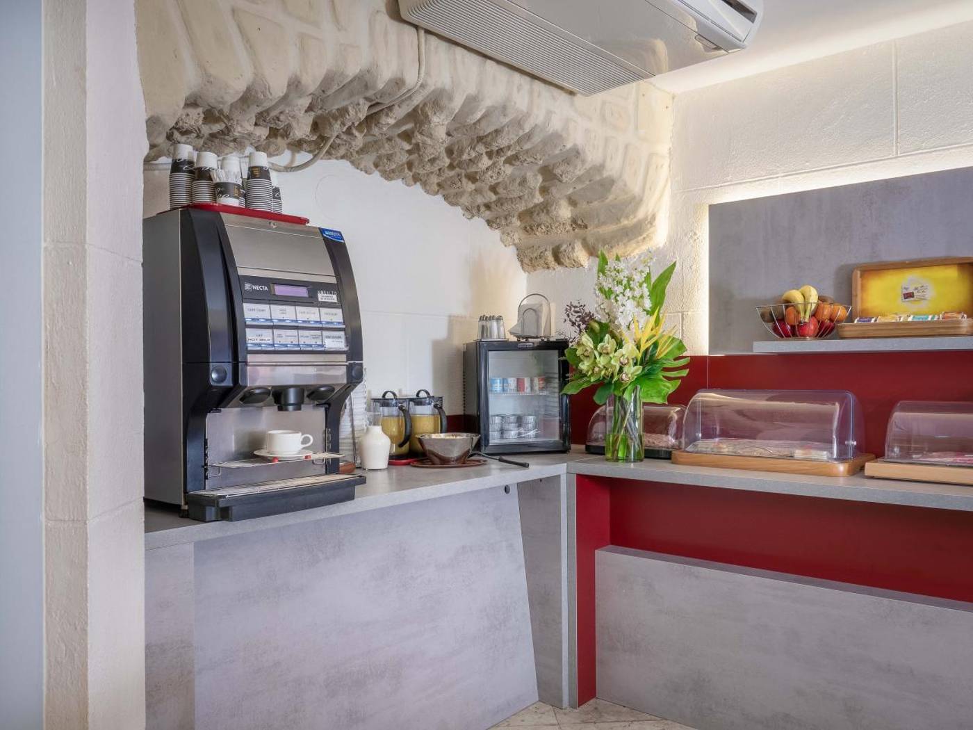 Hotel-Beaugrenelle-Tour-Eiffel-Restaurant-10