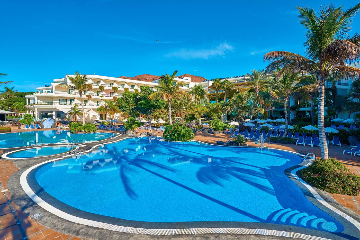 Hipotels-Natura-Palace-Pool-2