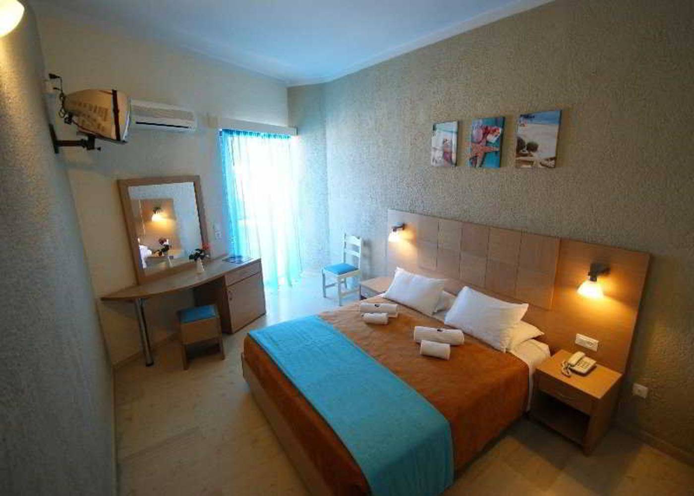 Cooee-Albatros-Room-10