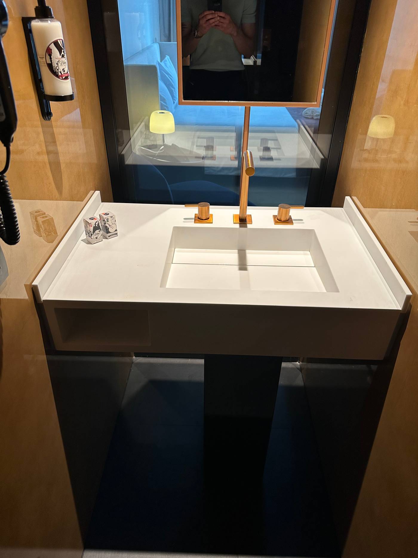 Golden-Lisbon-Hotel-Room-18