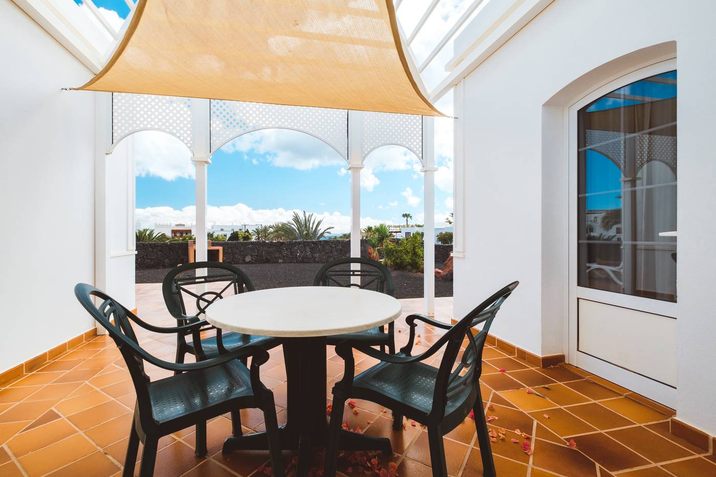 Apartamentos-LIVVO-Coloradamar-Room-60