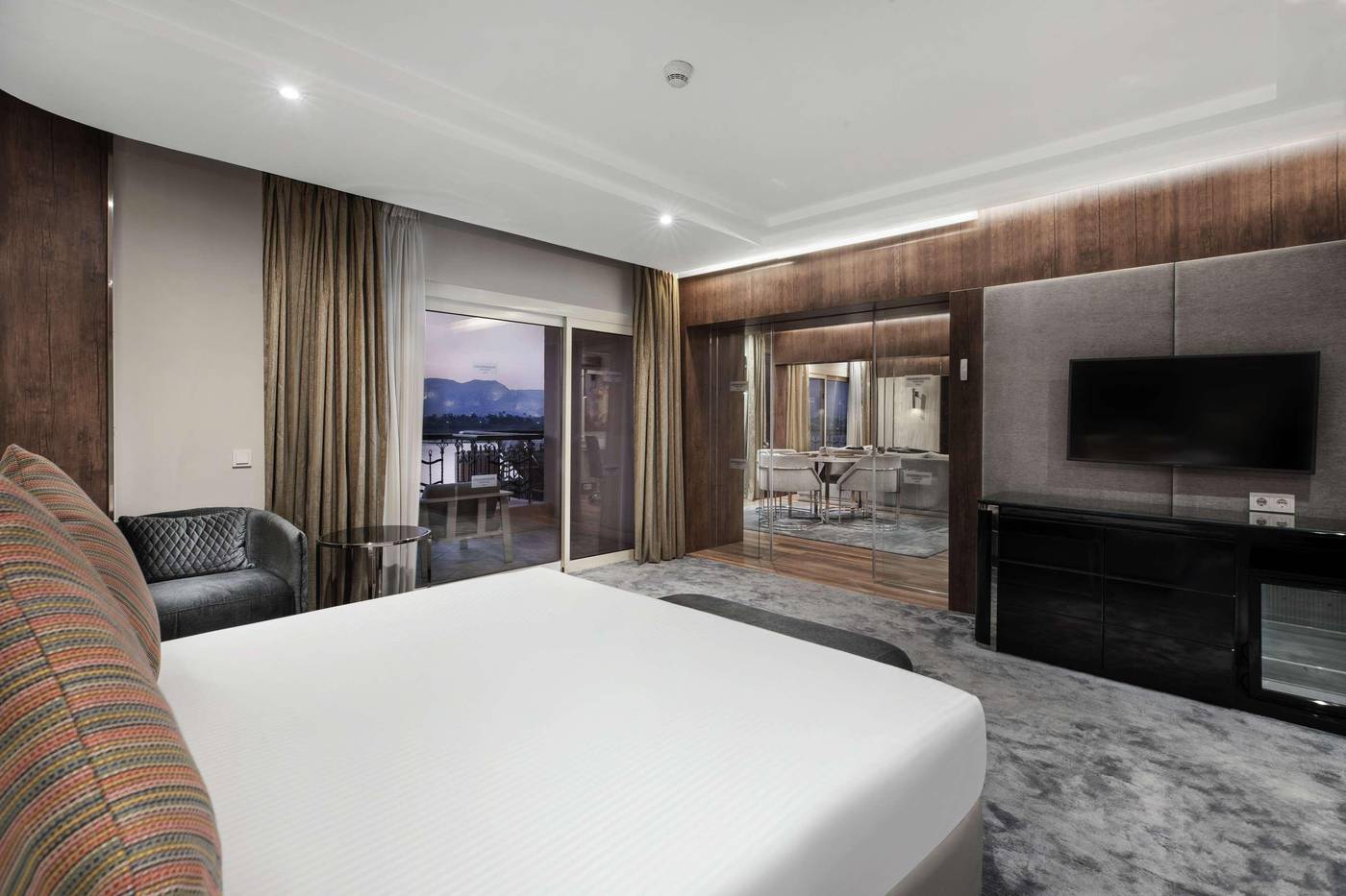 Steigenberger-Nile-Palace-Luxor-Room-42