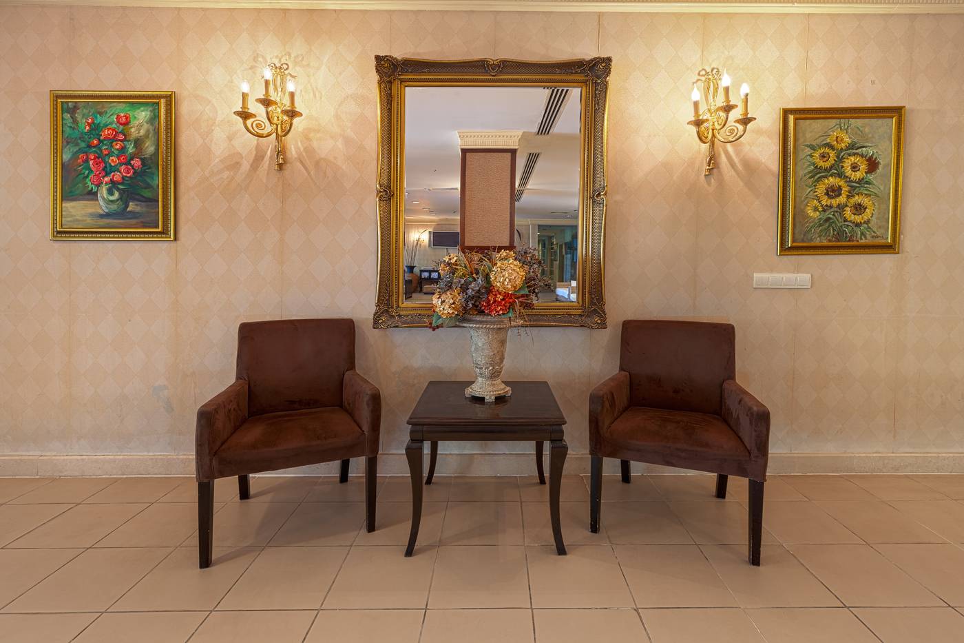 X-Life-Hotel--15-Bar-38