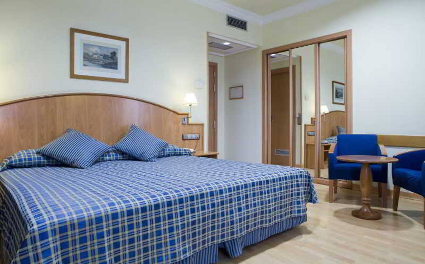 II-Castillas-Madrid-Room-6