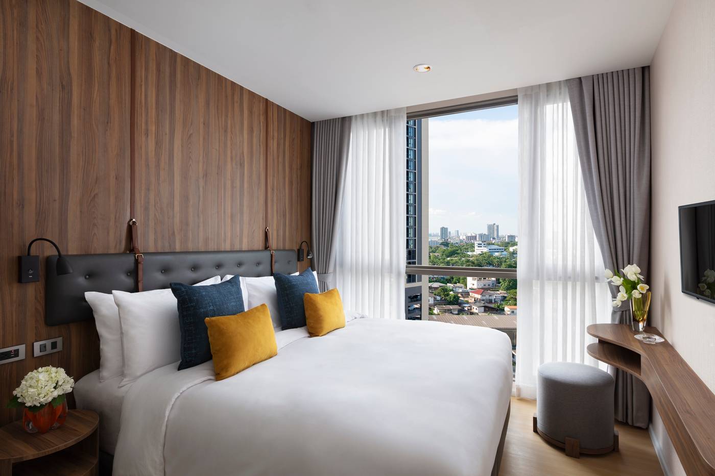 Oakwood-Suites-Tiwanon-Bangkok-Room-11
