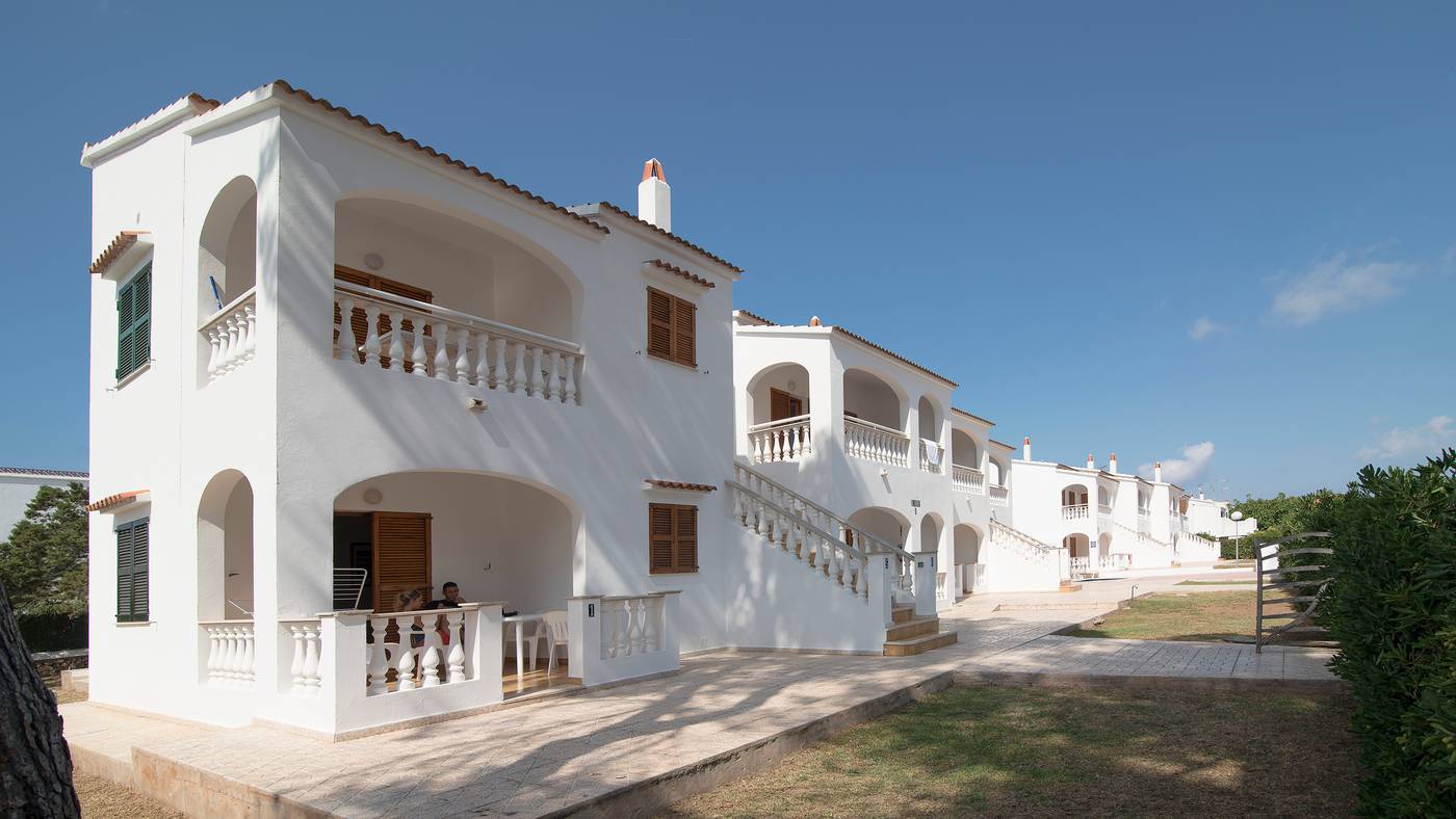 Apartamentos-Mar-Blanca-General-view-10