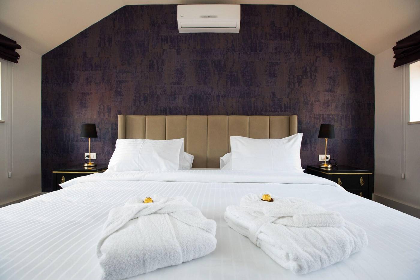 Villa-Diamond-Room-41