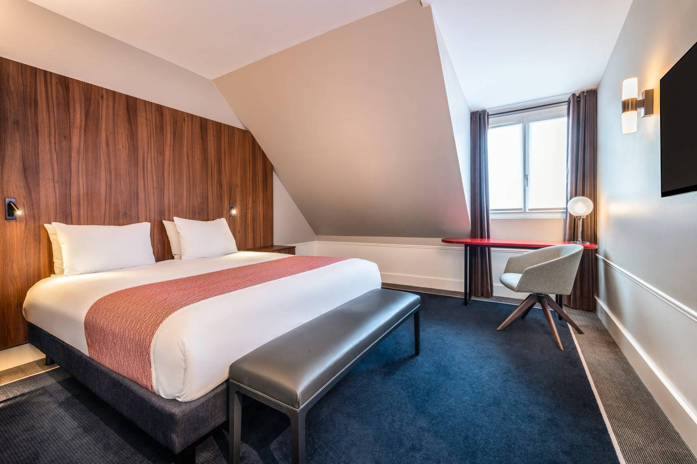 Holiday-Inn-Paris-Gare-de-Lyon-Bastille-Room-8
