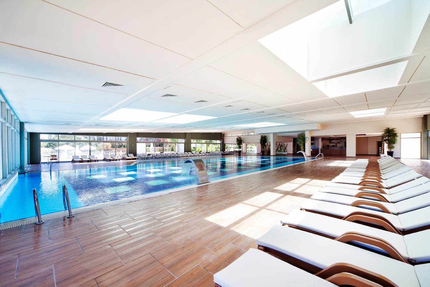 Sueno-Hotels-Beach-Side-Sports-and-Entertainment-51