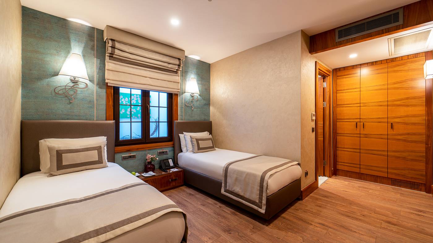 Biz-Cevahir-Hotel-Sultanahmet-Room-7