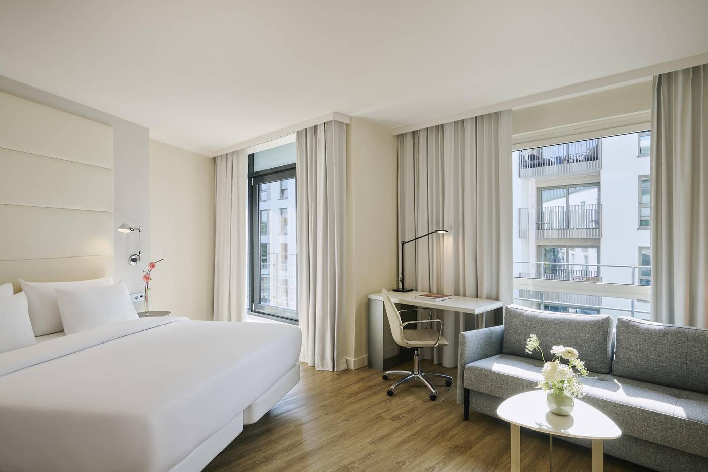 NH-Berlin-Alexanderplatz-Room-31