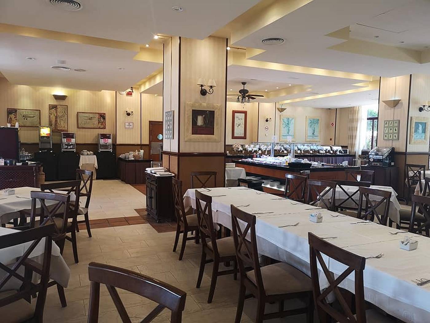 Aparthotel-Ilunion-Miramar-Restaurant-41