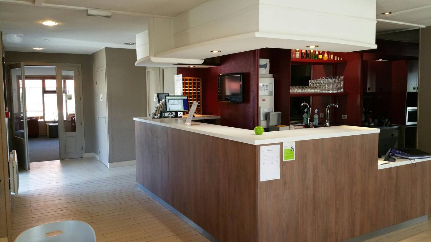 Kyriad Rouen Sud - Oissel-France-Saint-Étienne-Du-Rouvray-Lobby-3