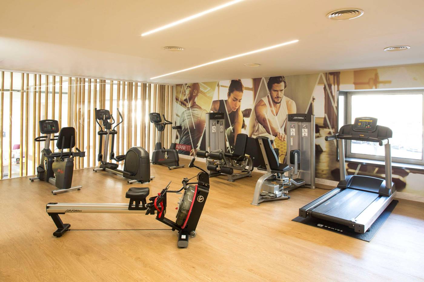 Avani-Avenida-Liberdade-Bar-36