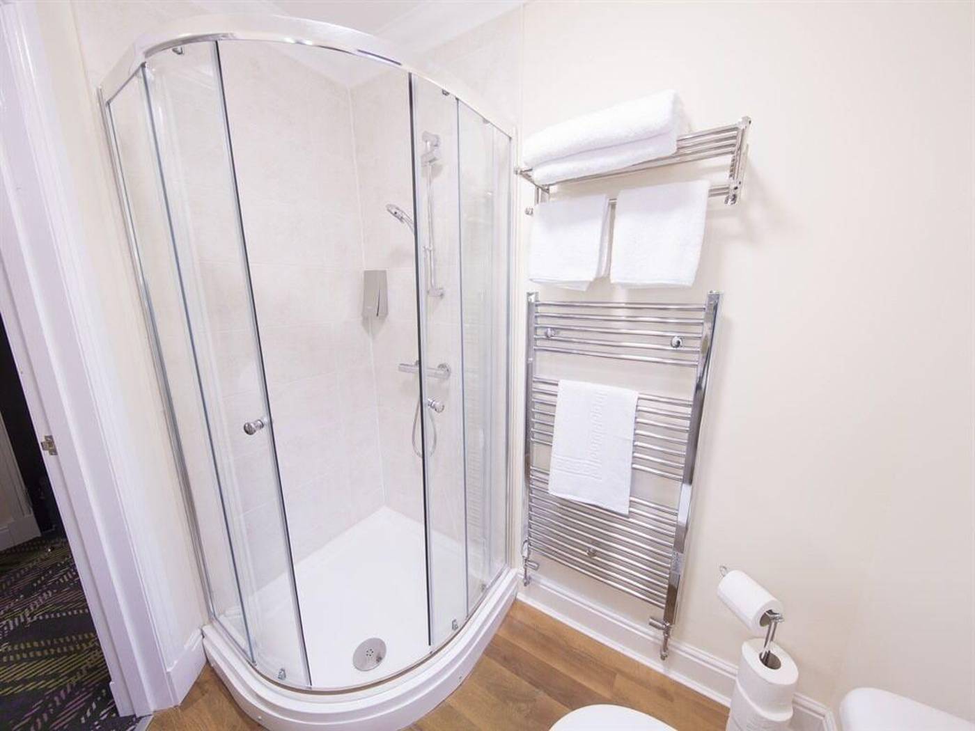 The Bay Horse-United Kingdom-Hamilton-Room-9