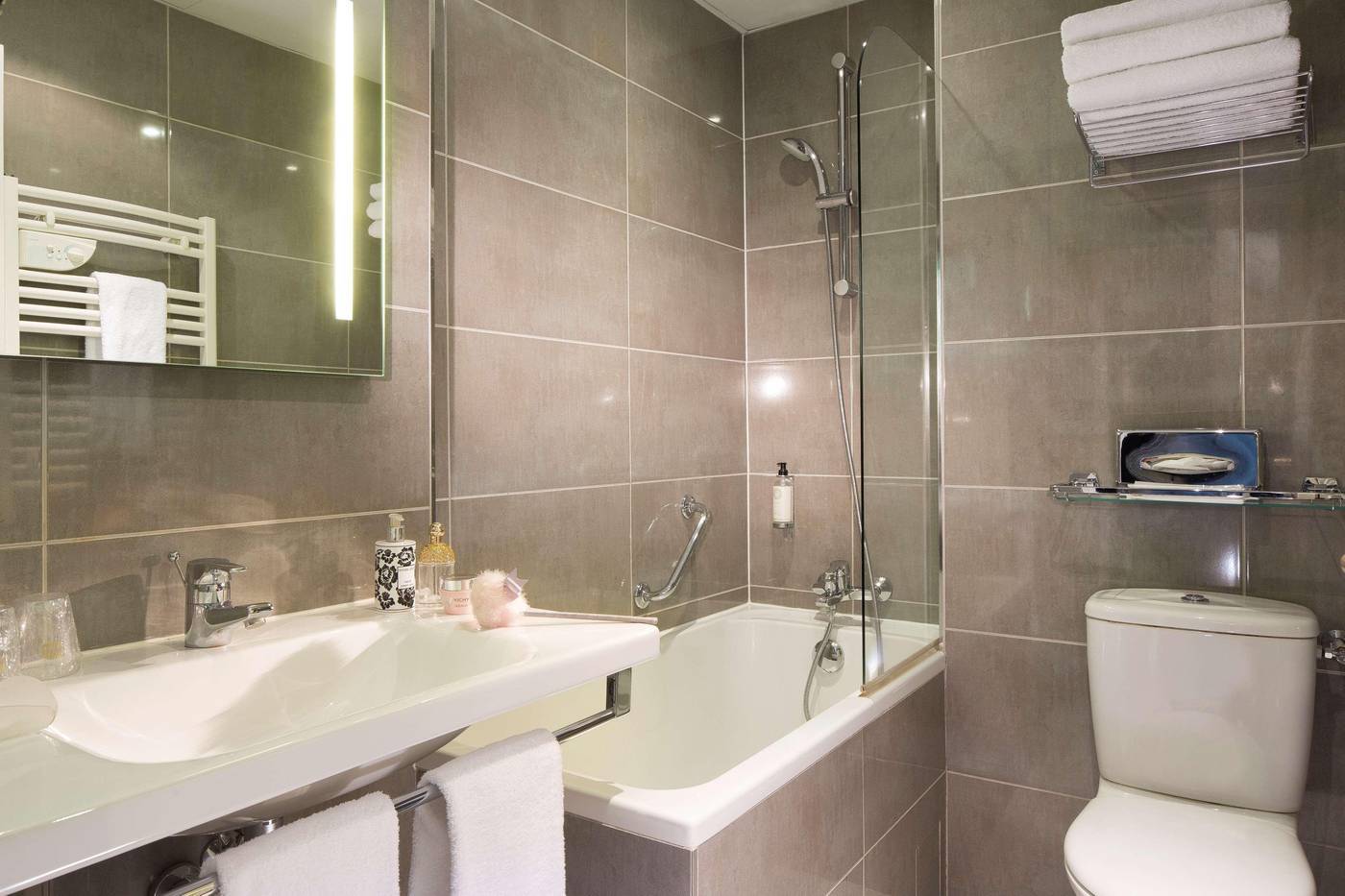 Best-Western-Anjou-Lafayette-Opera-Room-39