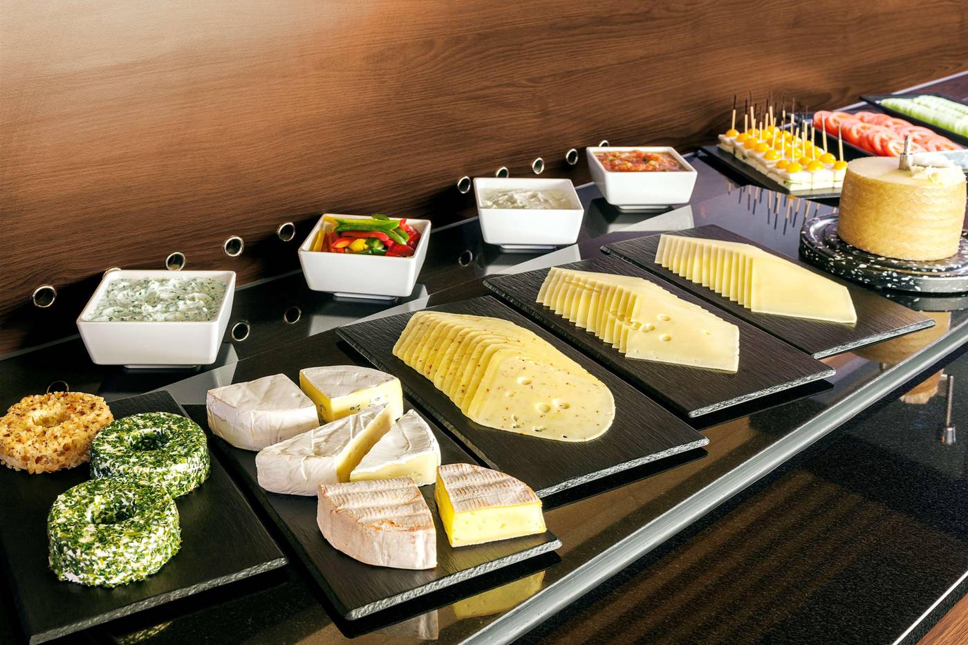 NH-Collection-Berlin-Mitte-am-Checkpoint-Charlie-Restaurant-55