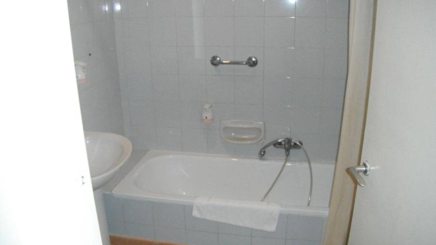 Comino Hotel-Malta-COMINO ISLAND-Room-4