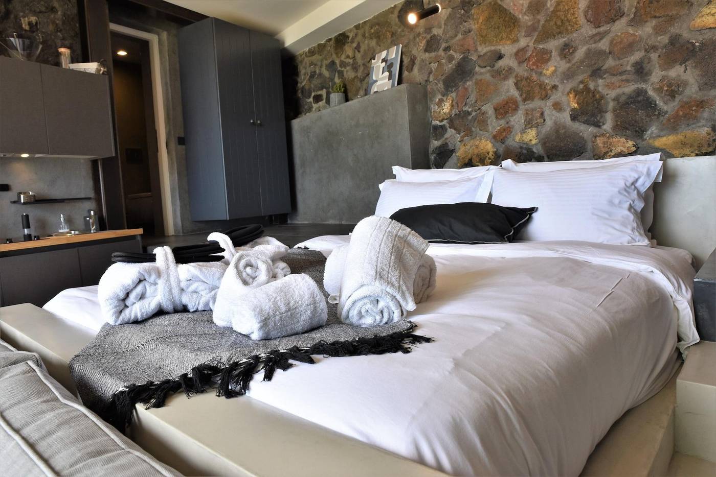 Horizon-Mills-Villas---Suites-Room-31