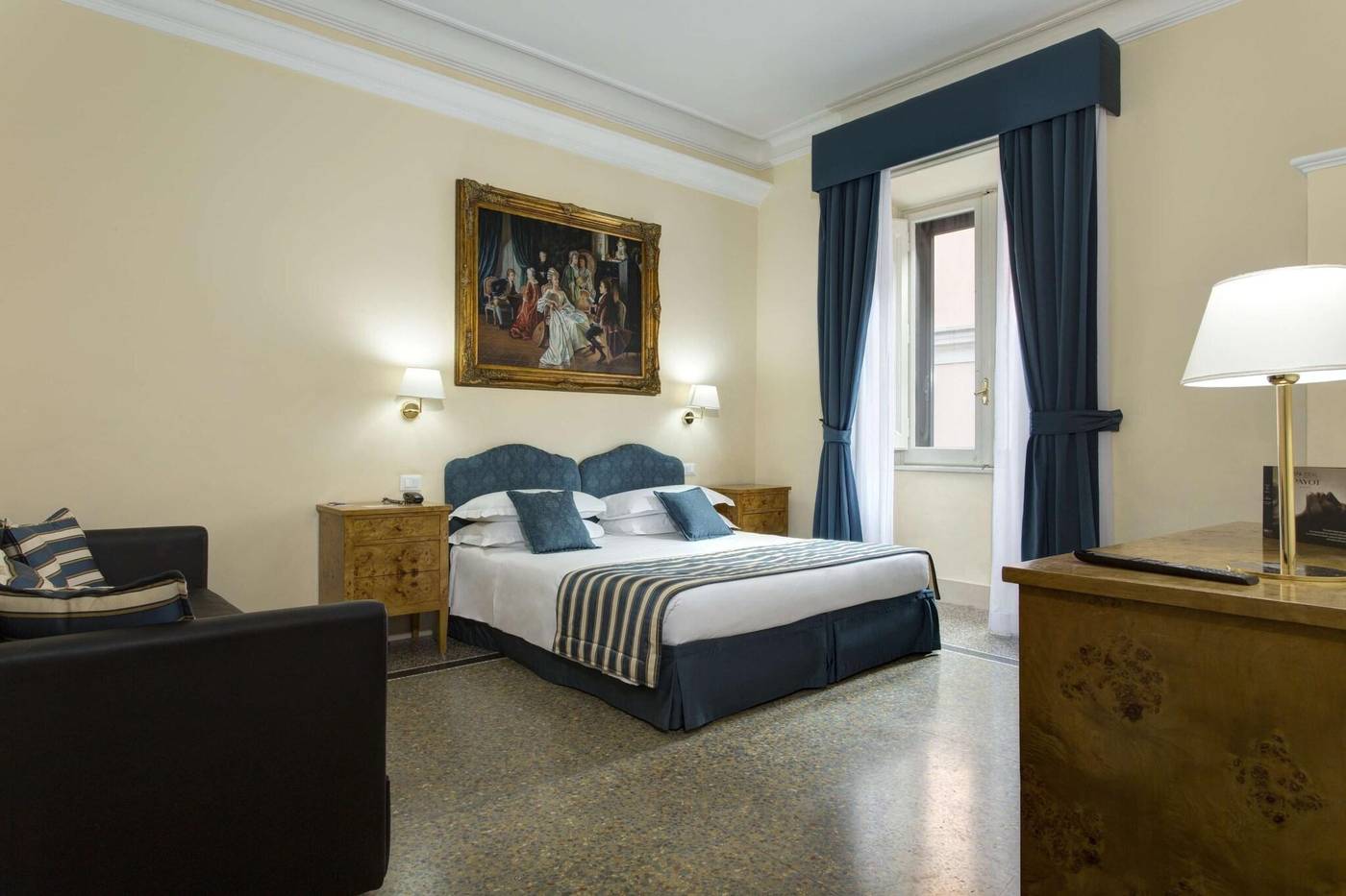 Golden-Tulip-Rome-Piram-Room-30