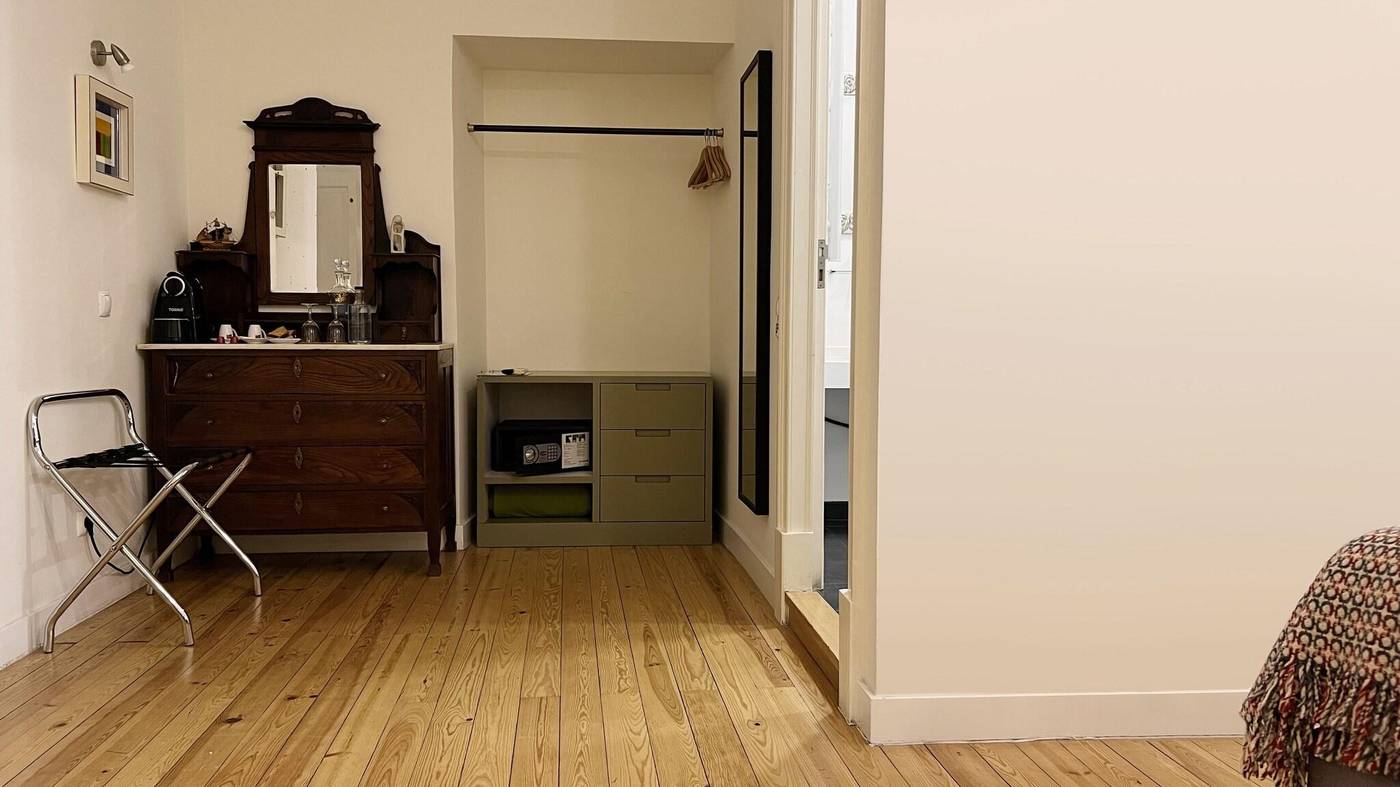 Casa-Do-Bairro-Bed---Breakfast-Room-30