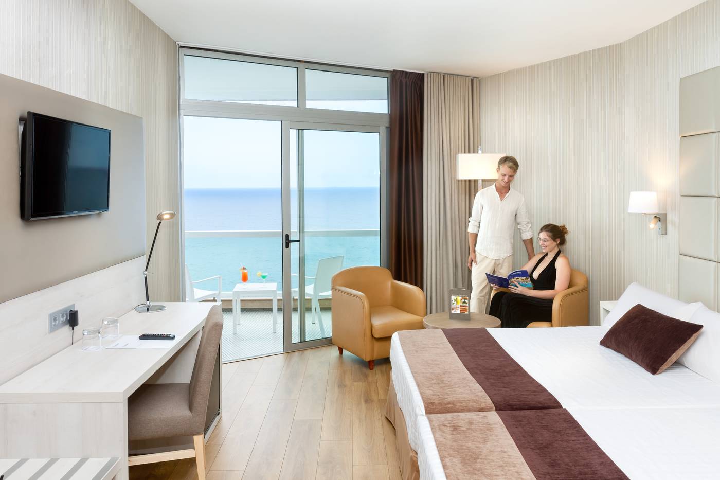 Best-Semiramis-Room-15