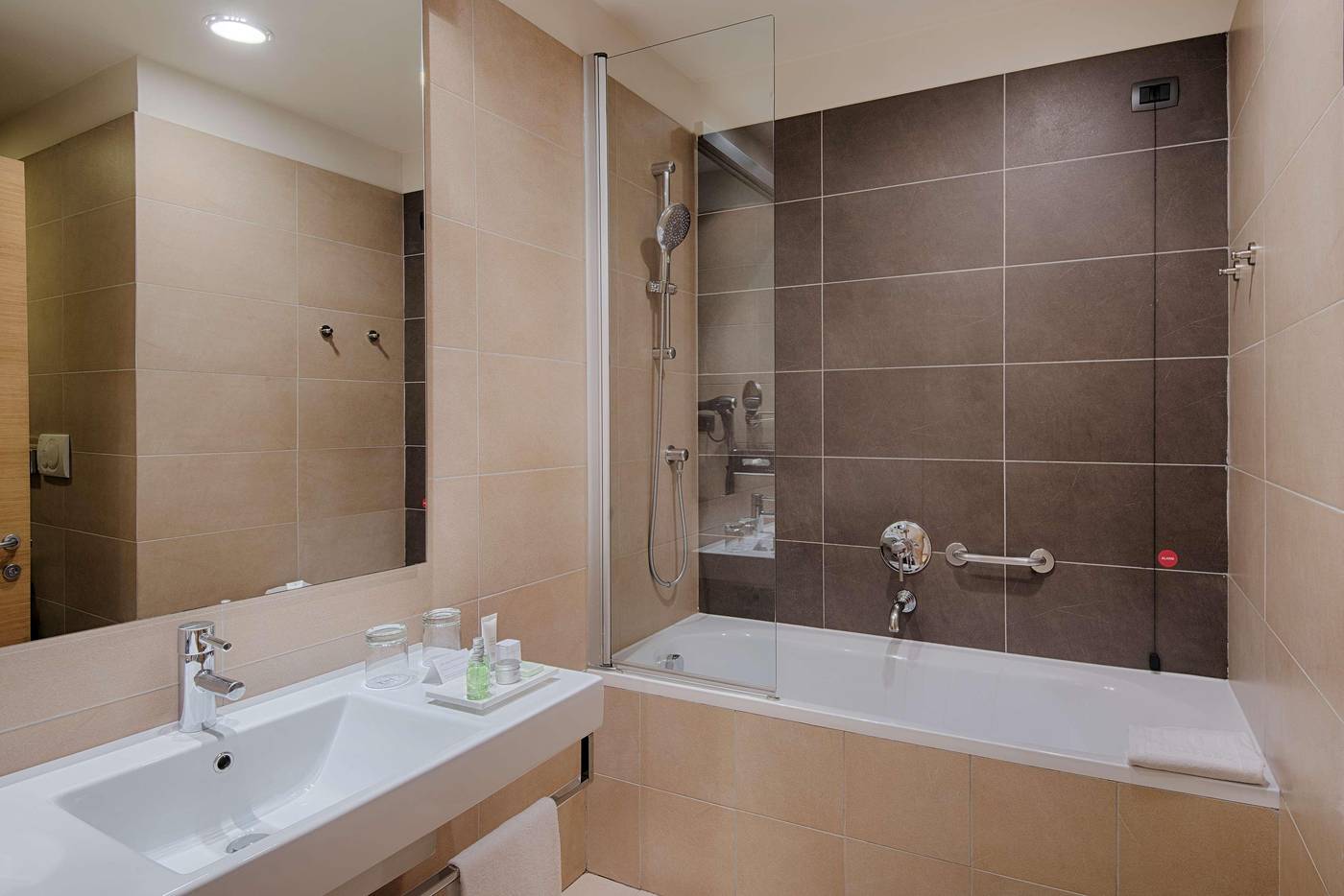 Ac-Hotel-By-Marriott-Milan-Sesto-Room-36