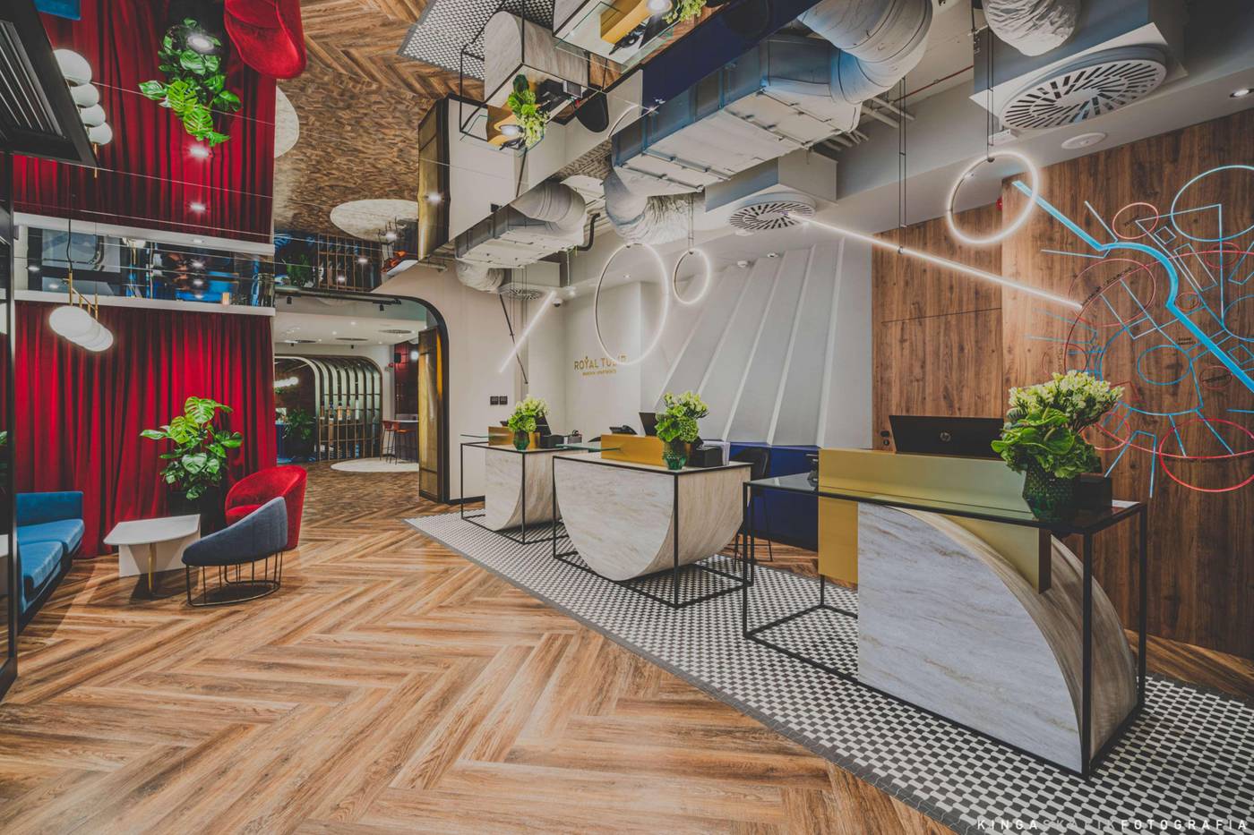 Royal-Tulip-Warsaw-Apartments-Lobby-19