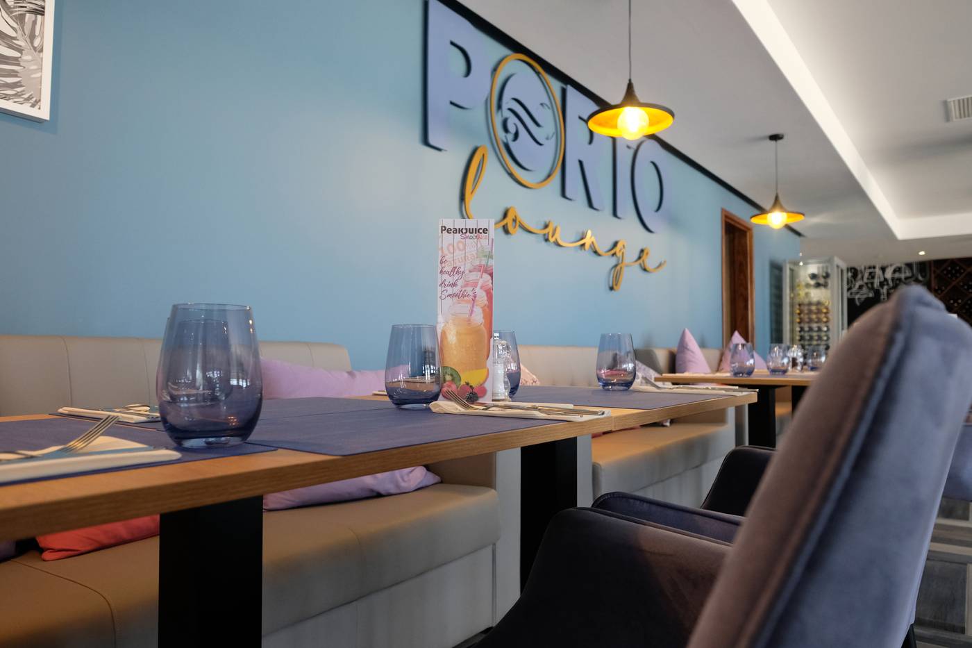 Paradise-Bay-Resort-Hotel-Bar-47