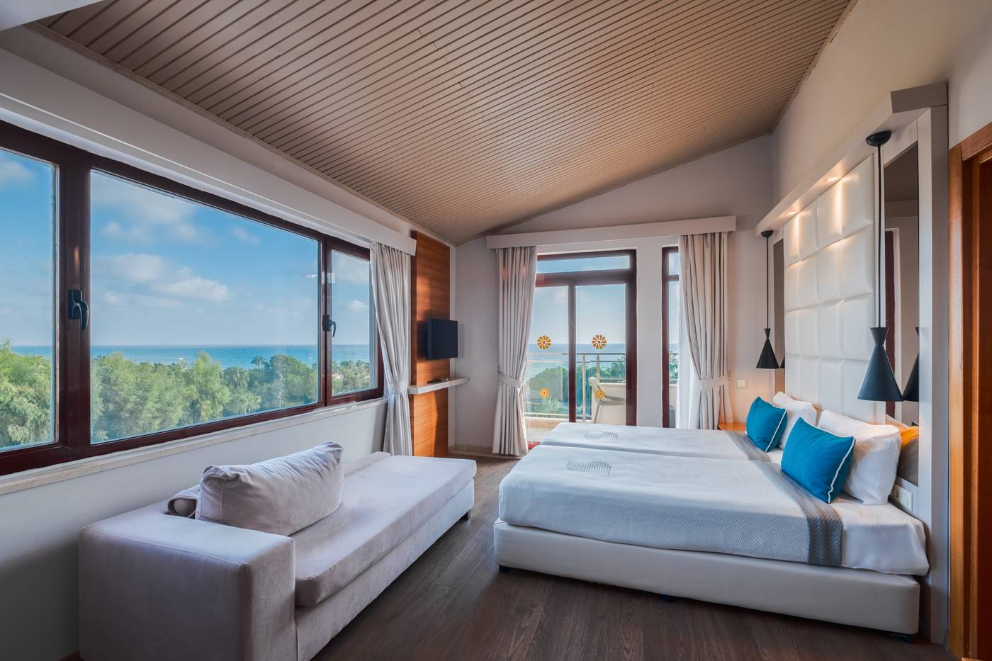 Bella Resort & Spa Hotel
