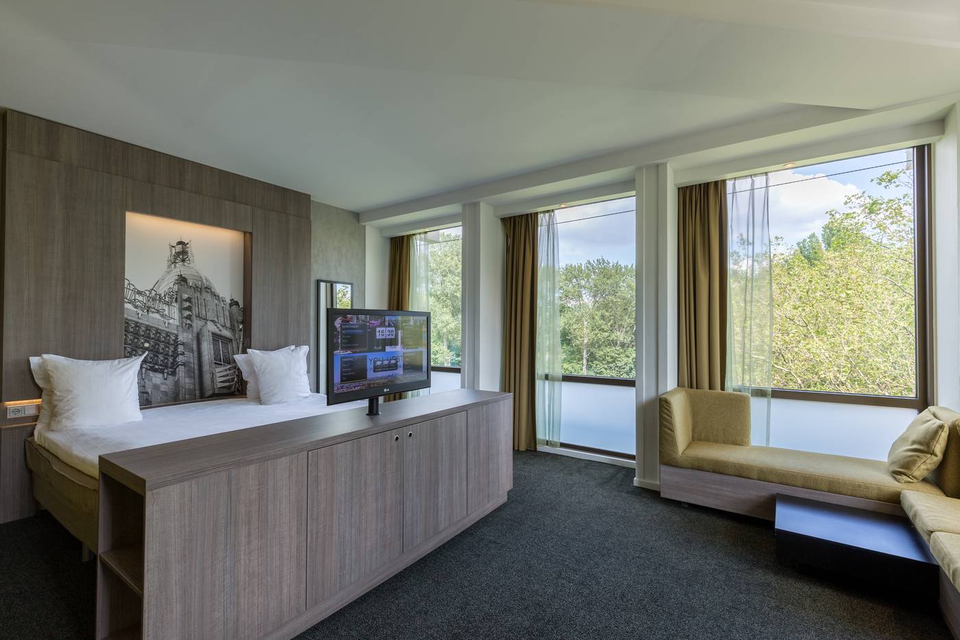 Leonardo-Hotel-Amsterdam-Rembrandtpark-Room-11