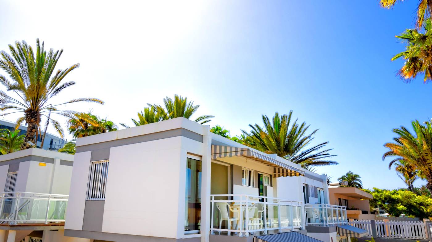 Apartamentos-Cocoteros-General-view-3