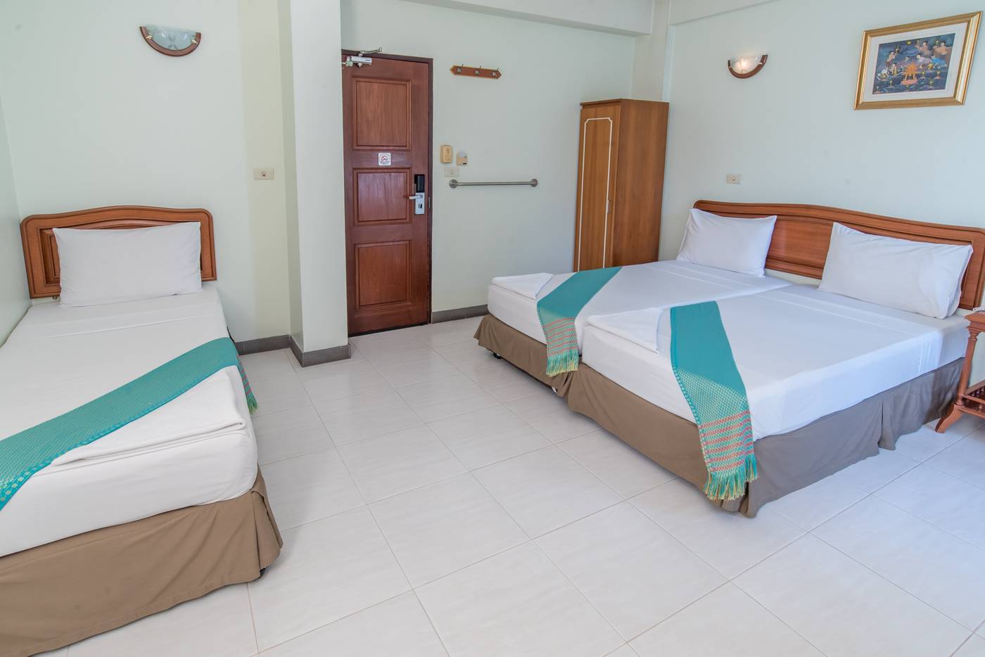 New-Siam-II-Guest-House-Room-4