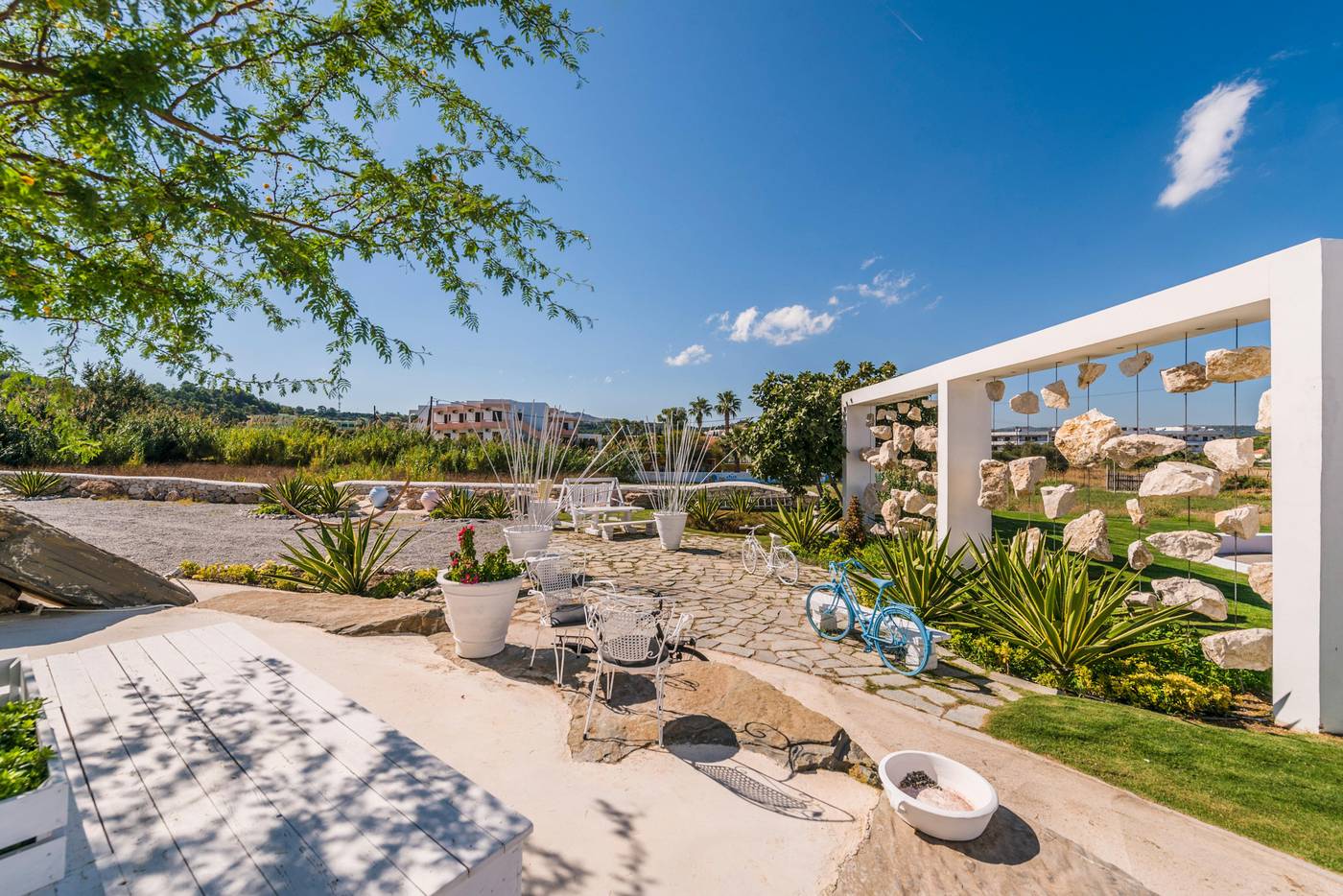 Kouros-Exclusive-General-view-71