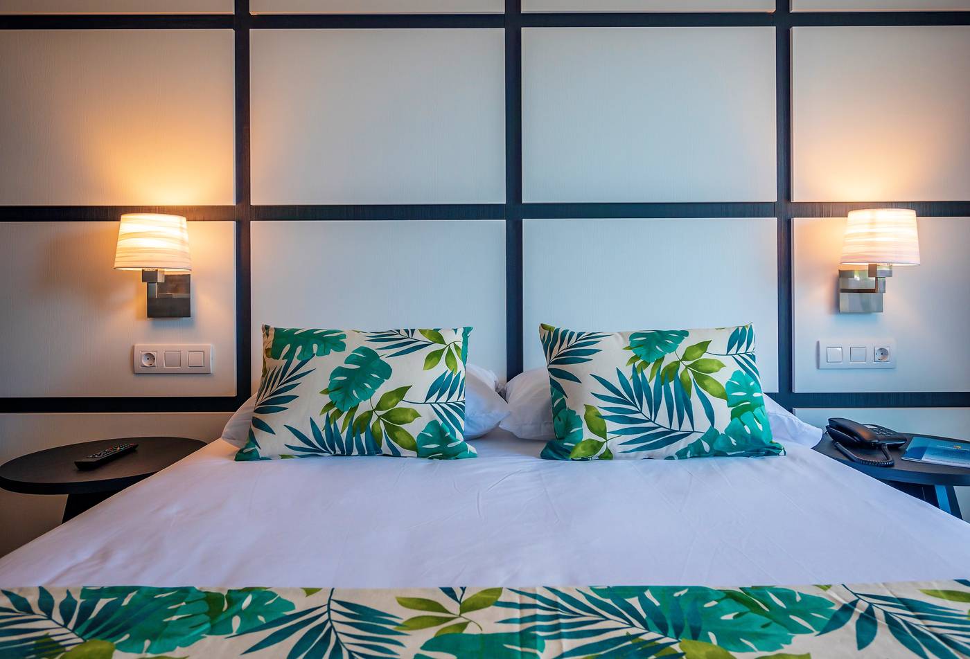 Golden-Port-Salou-and-Spa-Room-24