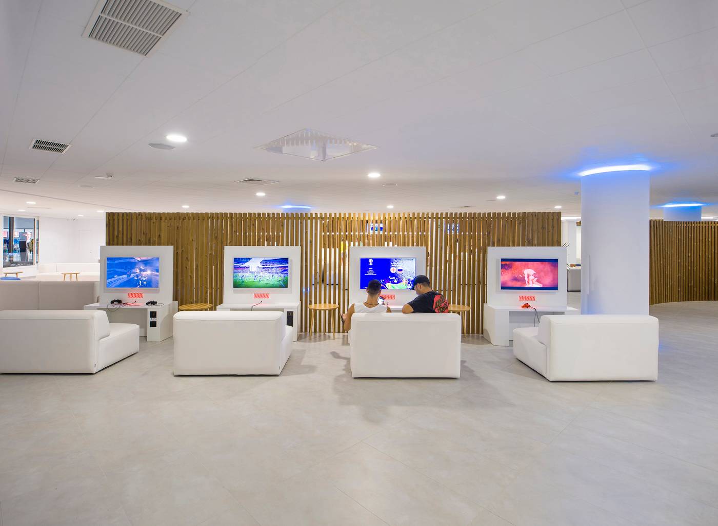 Playasol-The-New-Algarb-Lobby-42