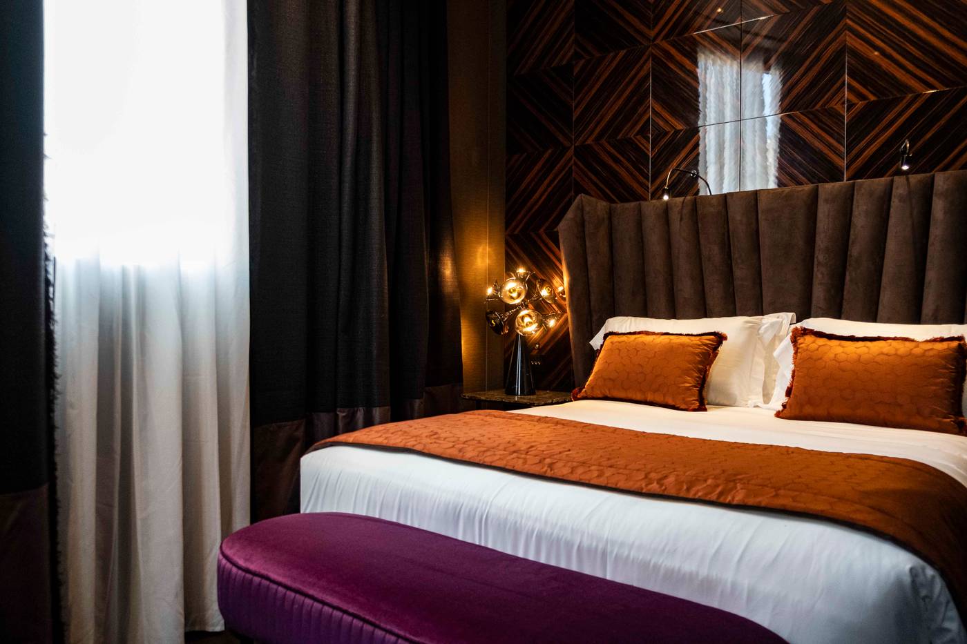 U-Visionary-Roma-Hotel-Room-20