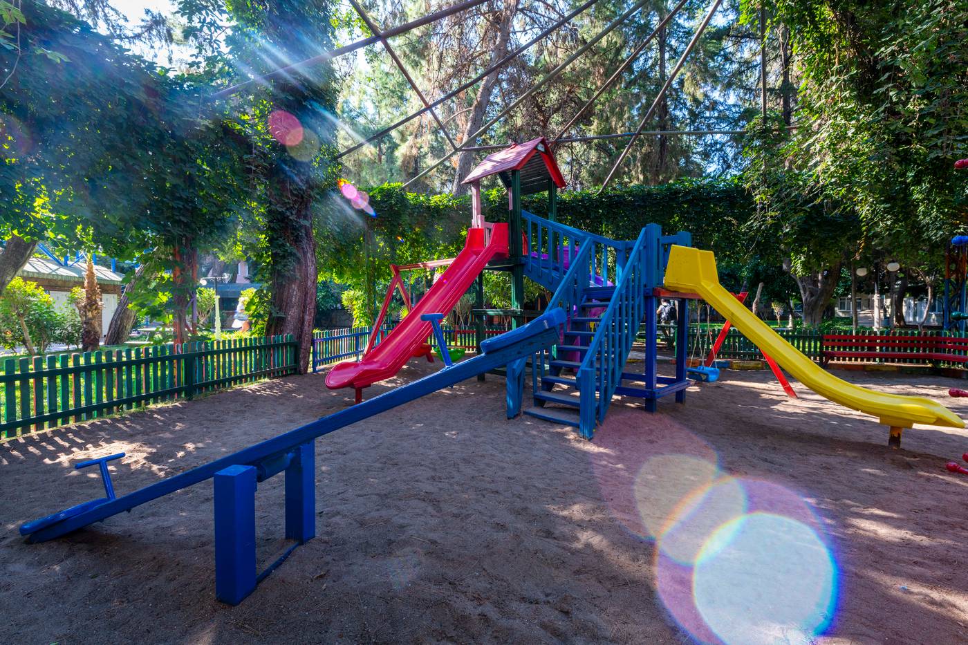 Armas Kaplan Paradise