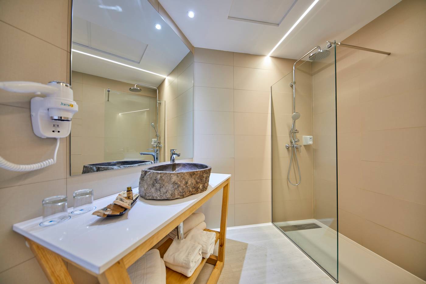 Ibersol-Torremolinos-Beach-Room-55