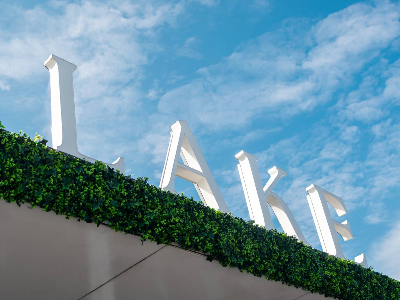 Amsterdam-Lake-Hotel-General-view-9