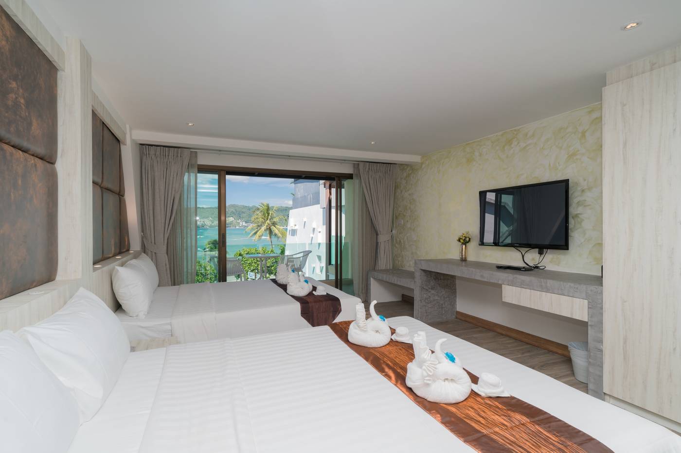 Patong-Swiss-Room-30