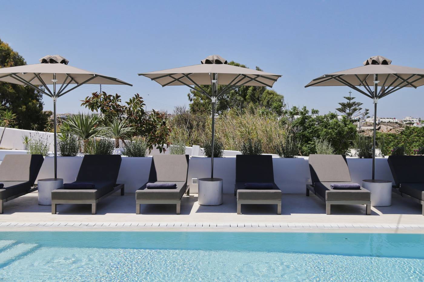 Livin-Mykonos-Hotel-Pool-6