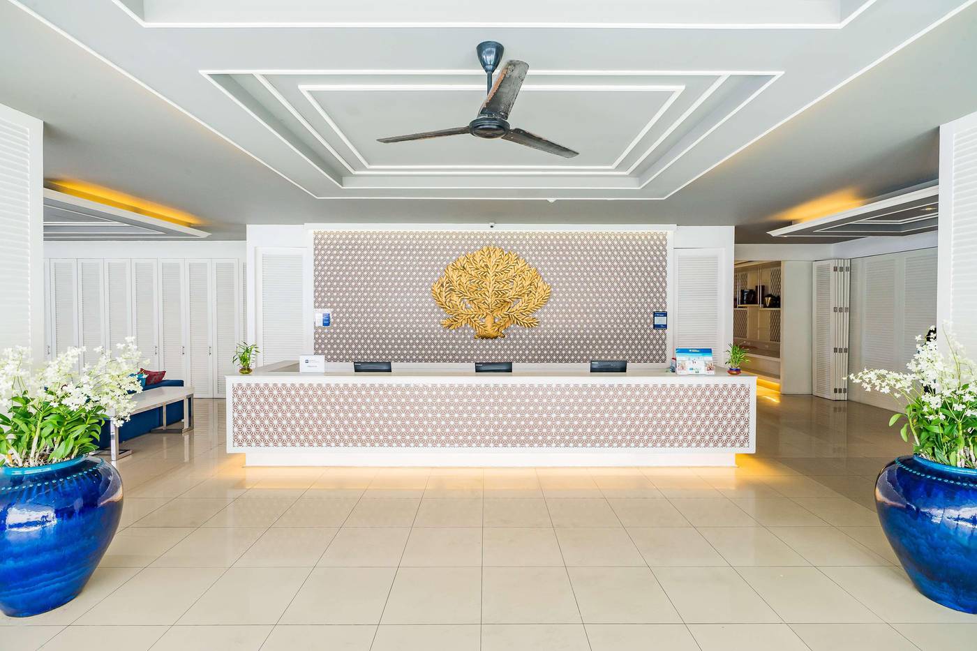 Best-Western-Patong-Beach-Lobby-53