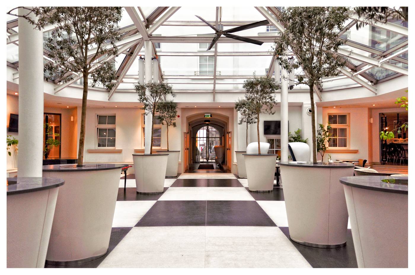 H15-Boutique-General-view-15