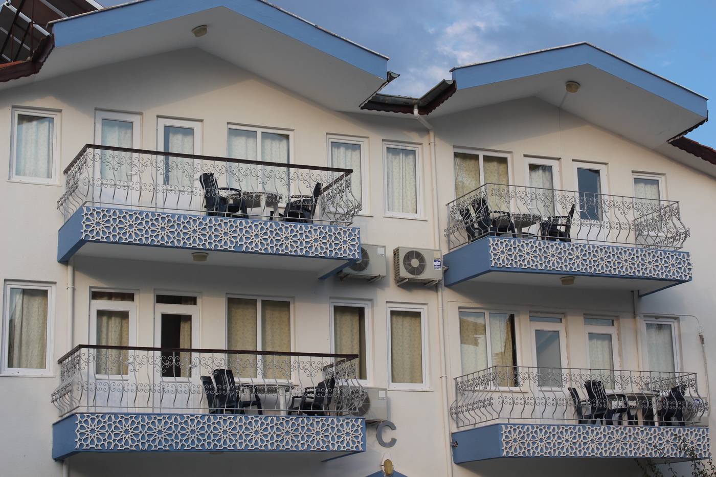 Side-Papaya-Apart-Hotel-General-view-14