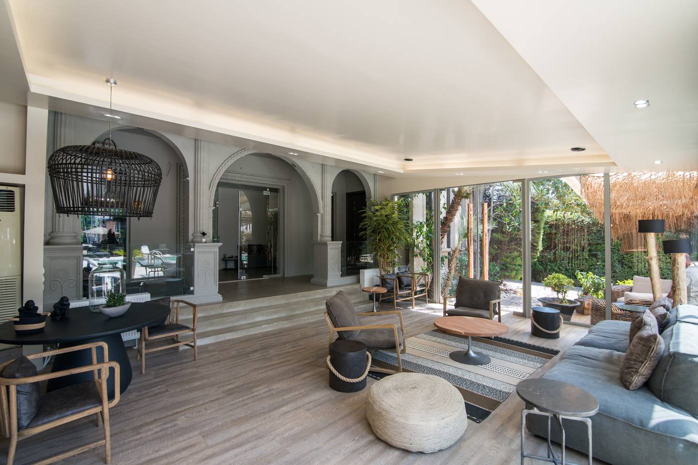 Mikelina-Boutique-Hotel-Lobby-1